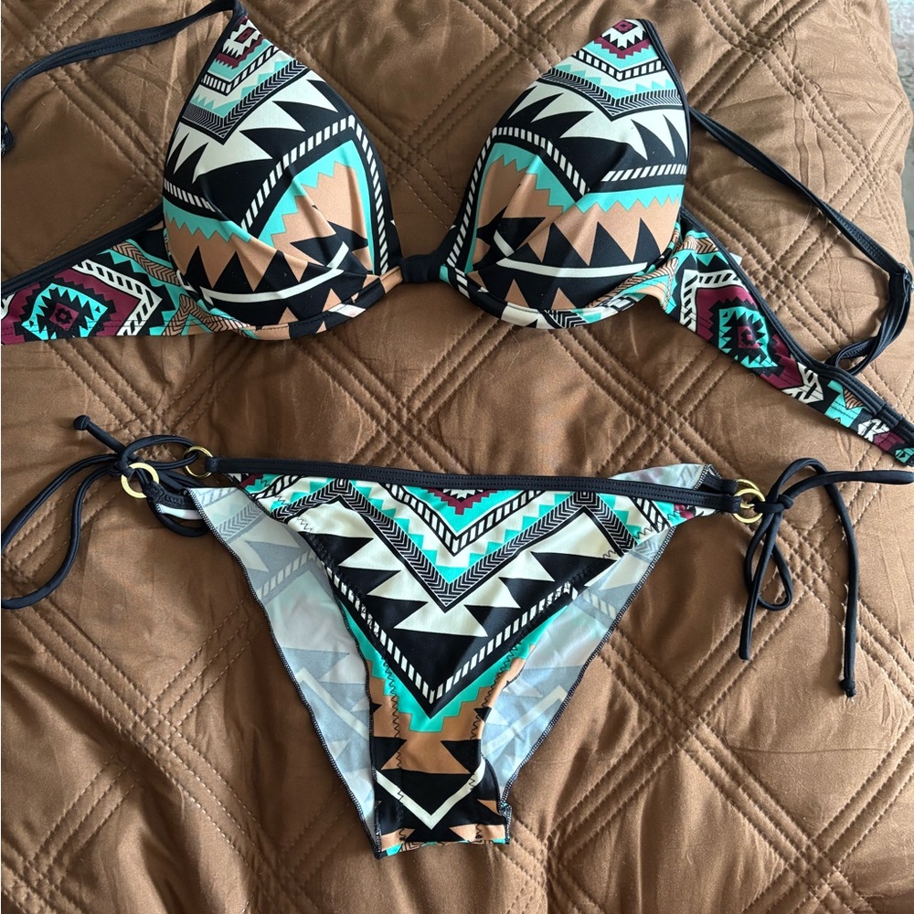 Body Glove Geometric Bikini - Black, Green, Tan